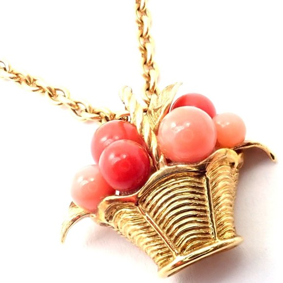 Authentic Van Cleef & Arpels 18k Gold Coral Bead Fruit Basket Pendant Necklace - Picture 3 of 14